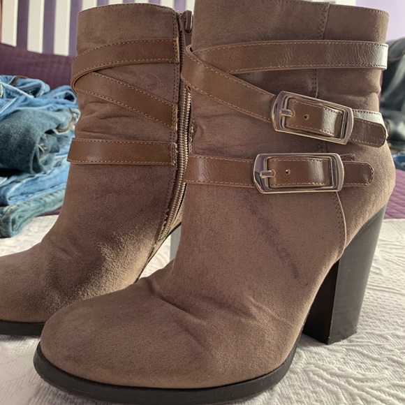 Boots Beige Brushed Suede - Picture 2 of 3